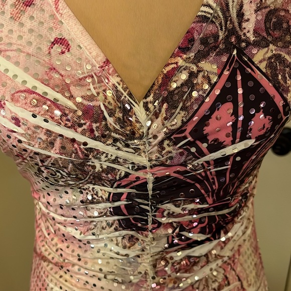 Body central shimmery pink body con top size medium - Picture 3 of 8